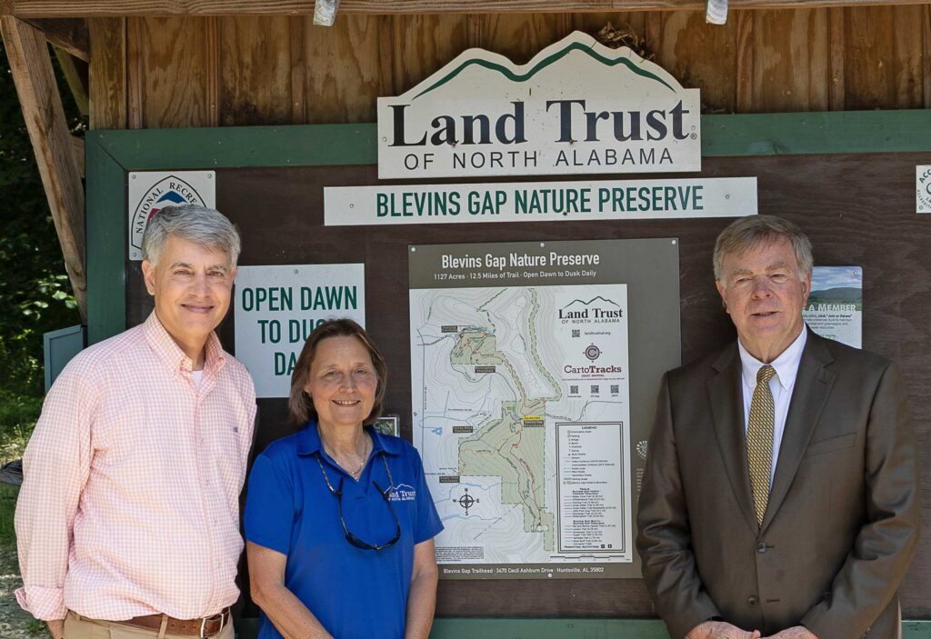 Alabama Trails Foundation, City of Huntsville, and Land Trust of North Alabama Celebrate “Year of Alabama Trails” with New Signage at Blevins Gap Trailhead